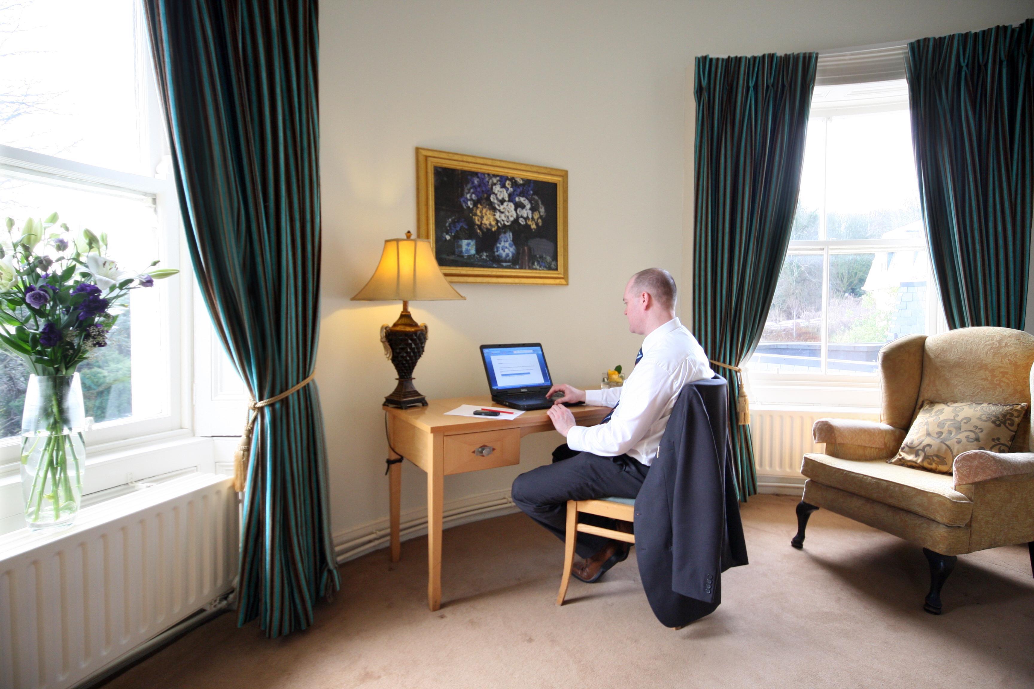 Cork'S Vienna Woods Hotel & Villas Ngoại thất bức ảnh