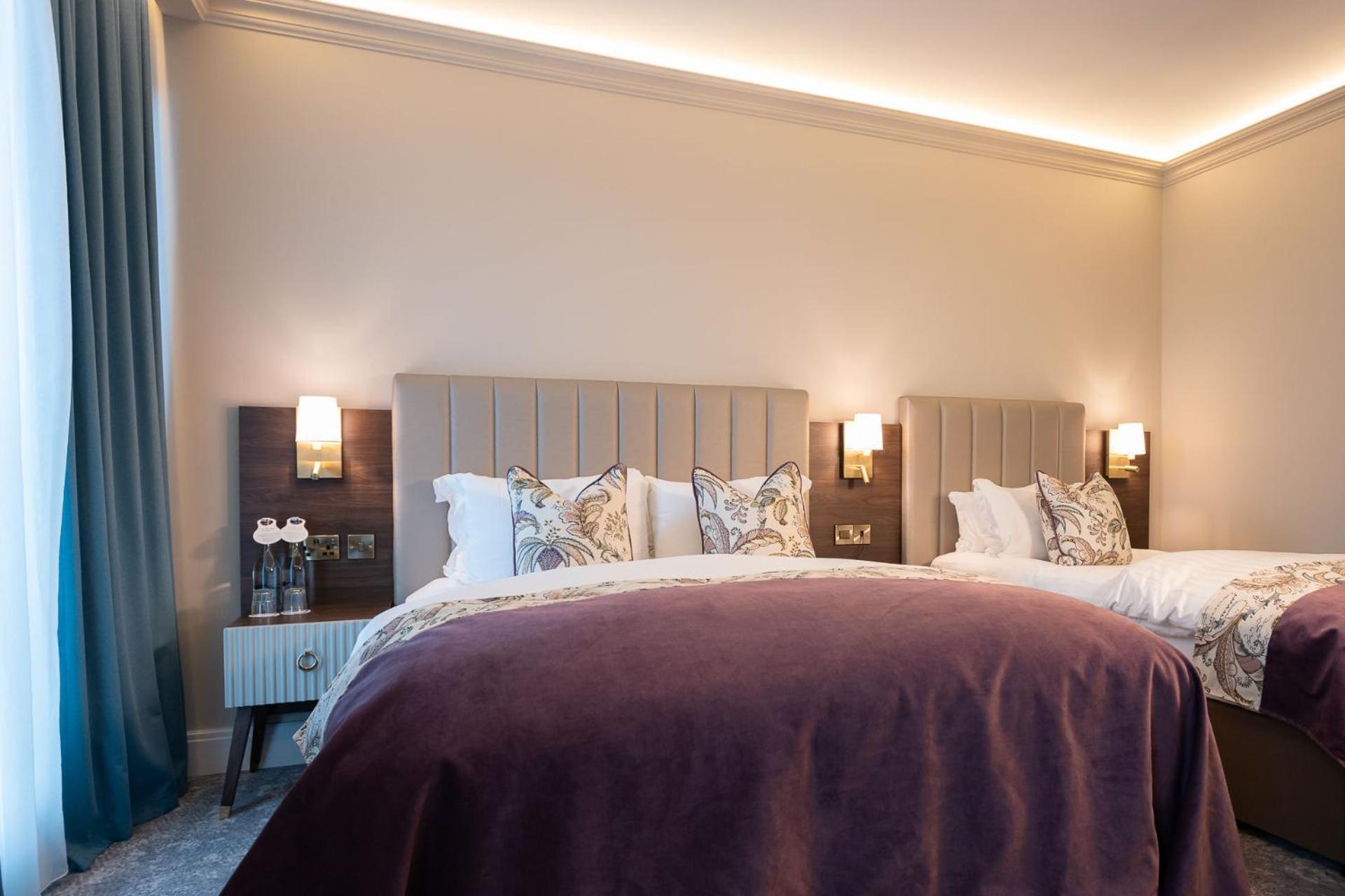 Cork'S Vienna Woods Hotel & Villas Ngoại thất bức ảnh