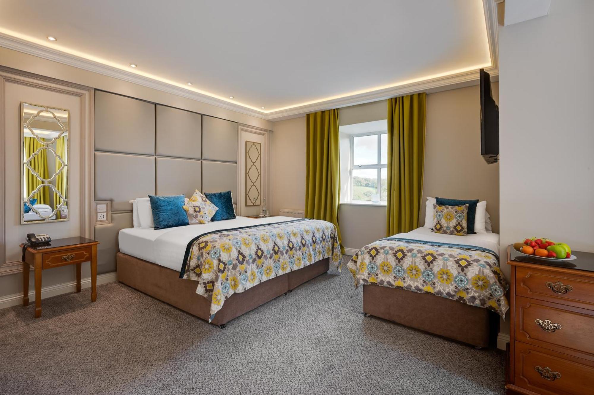 Cork'S Vienna Woods Hotel & Villas Ngoại thất bức ảnh